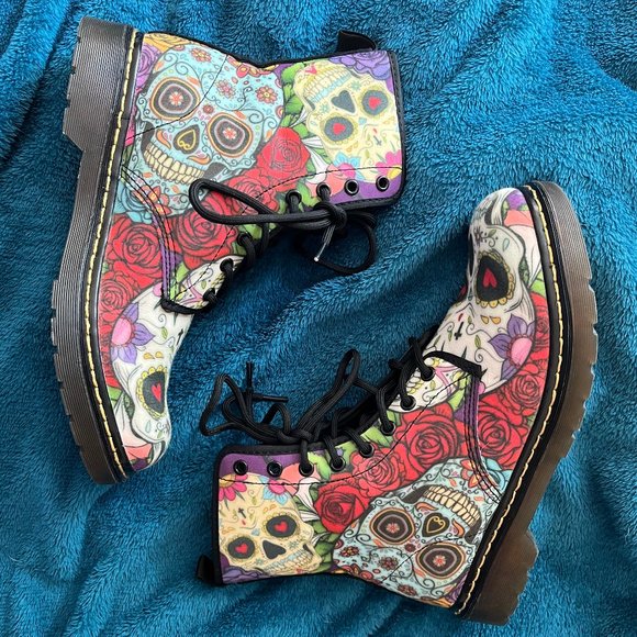 Source Unknown Shoes - EUC - Sugar Skull Combat Boots - Unisex